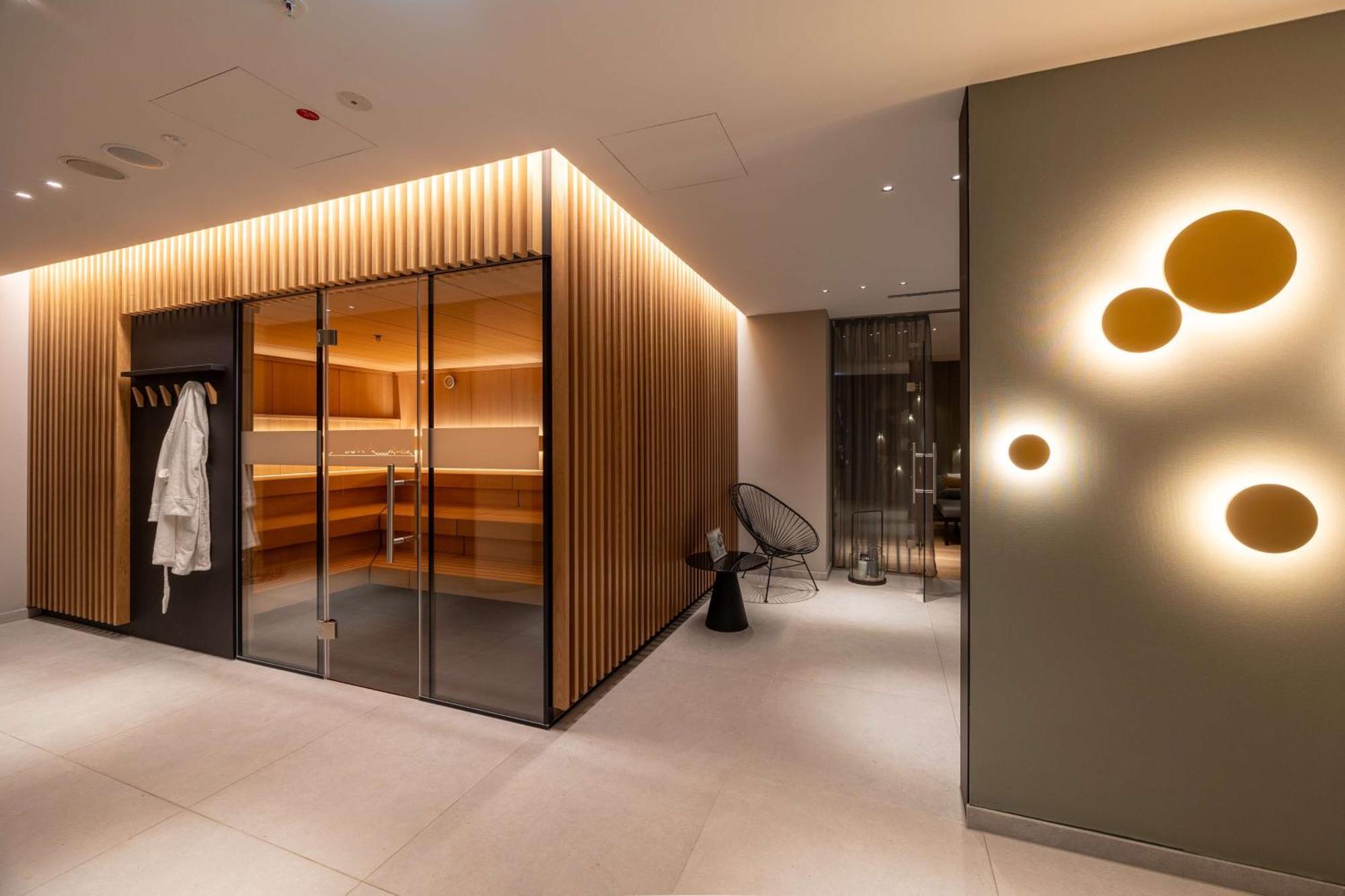 Atlantic Hotel 4*